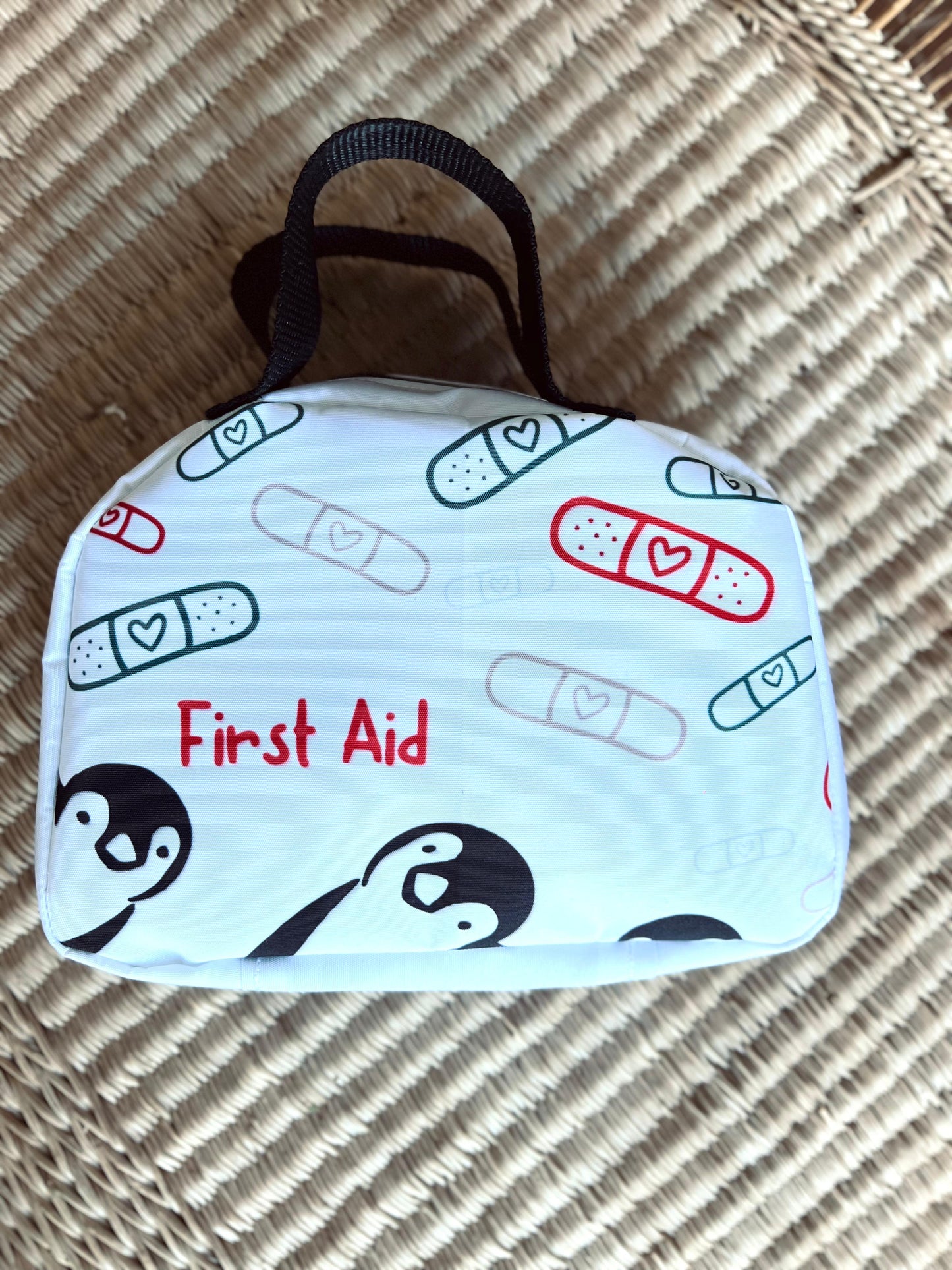 Kiddy Essentials + Bag