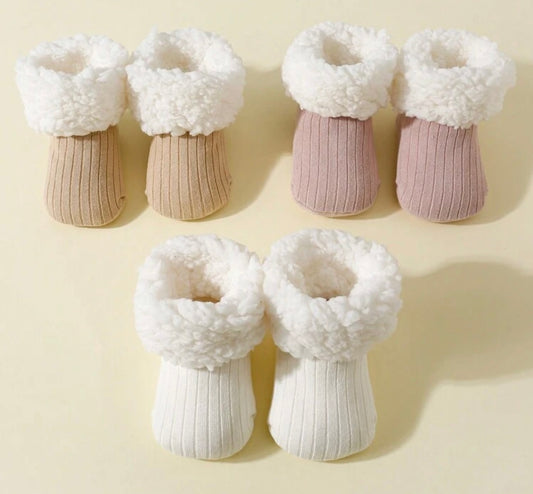 Cozy Cloud Booties